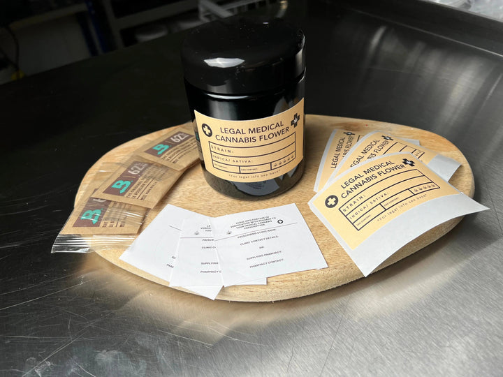Medical Cannabis UV Storage Jar + FREE Humidity Packs